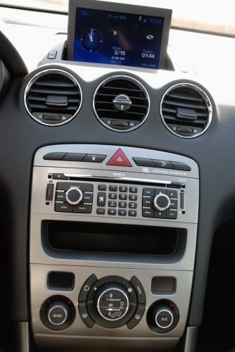 http://www.forum-peugeot.com/Forum/mesimages/5212/Tableau de Bord.jpg